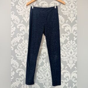 4/$25 • LulaRoe Navy Printed Micro Leggings